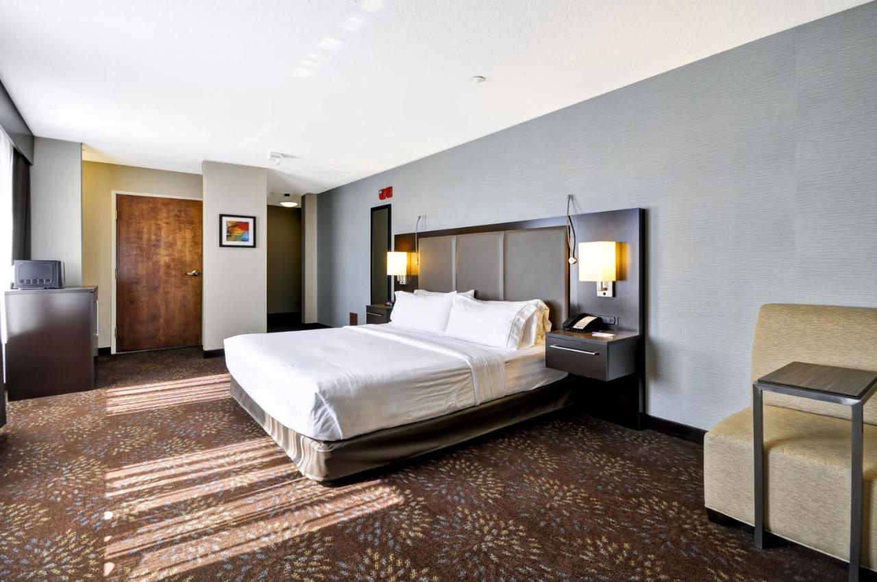 Holiday Inn Express Romulus / Detroit Airport By Ihg Екстер'єр фото
