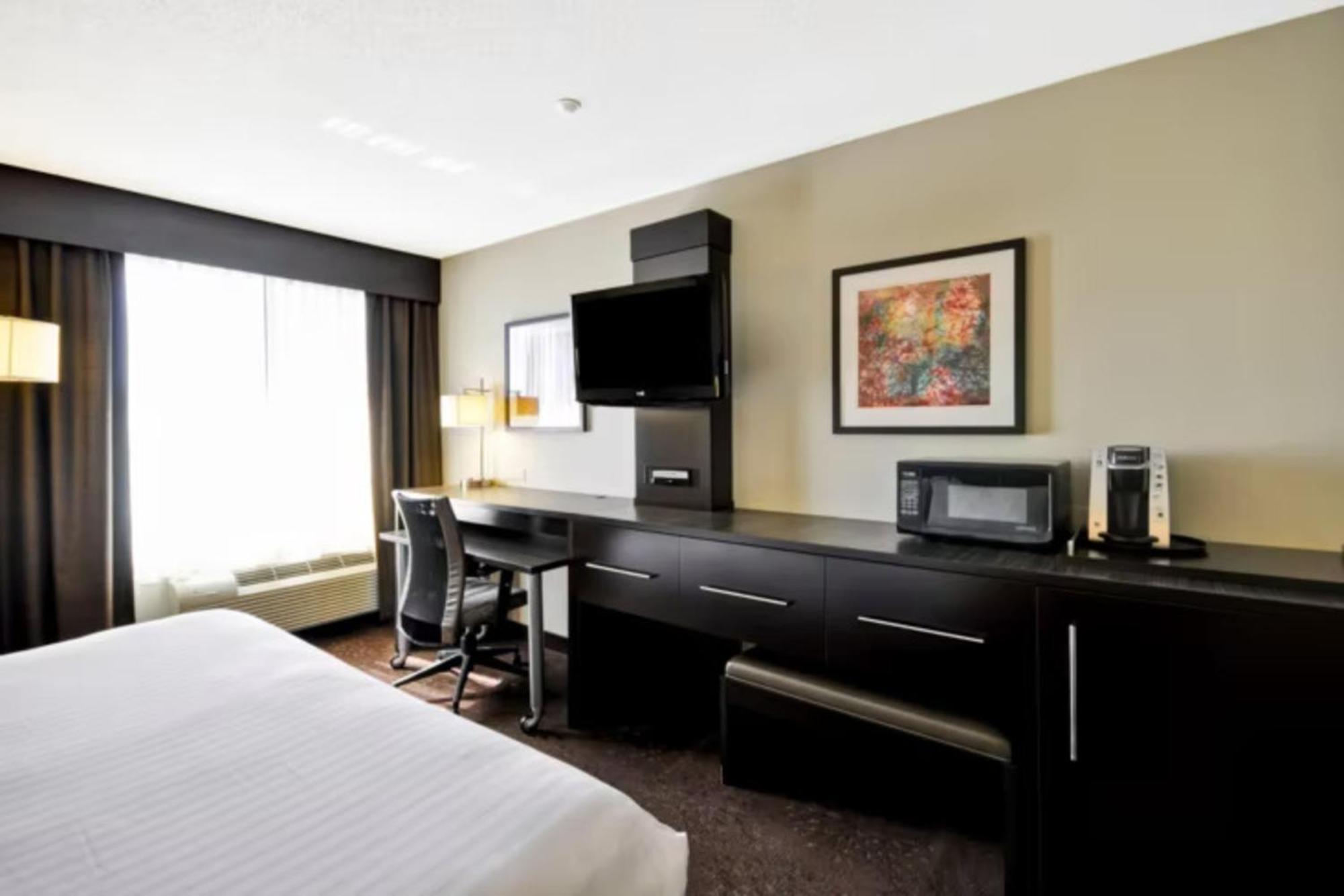 Holiday Inn Express Romulus / Detroit Airport By Ihg Екстер'єр фото