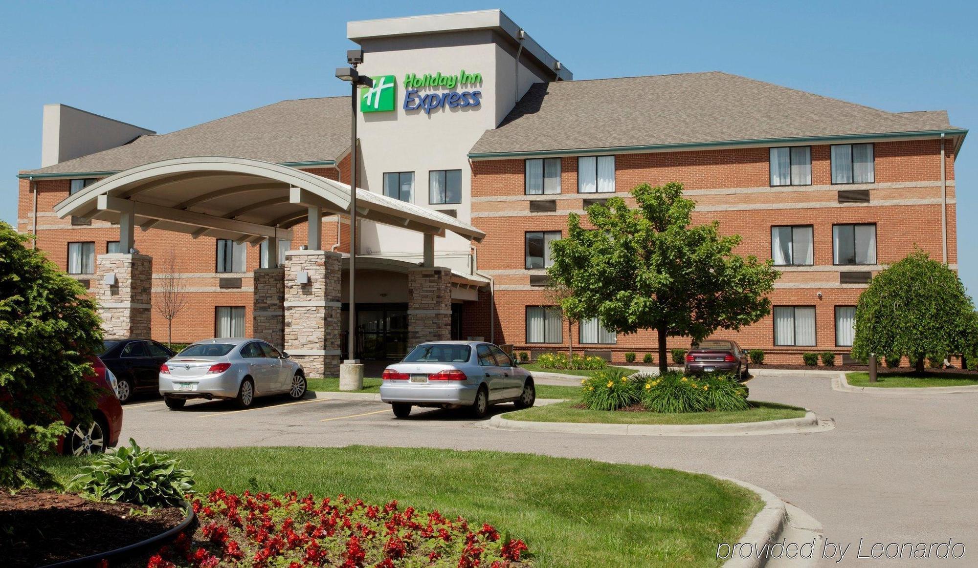 Holiday Inn Express Romulus / Detroit Airport By Ihg Екстер'єр фото